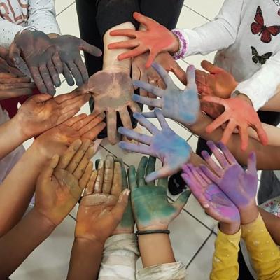 Atelier, école, enfant, lison peytour, Marseille, arts-plastique, land'art,  danse, association Pépita